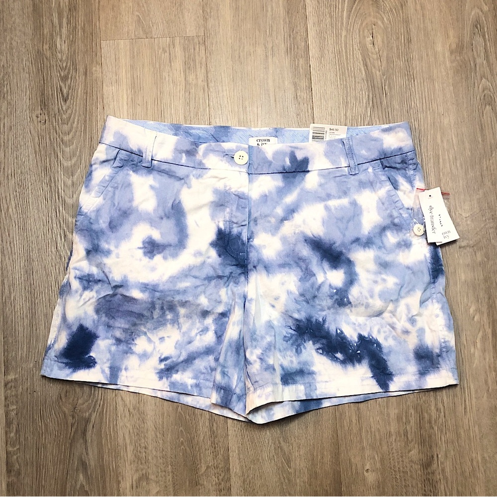 Crown & Ivy Shorts